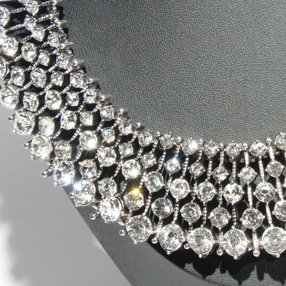 ZARA Limited Edition Sparkling Art Deco Sparkling Crystal Necklace - Picture 3 of 7